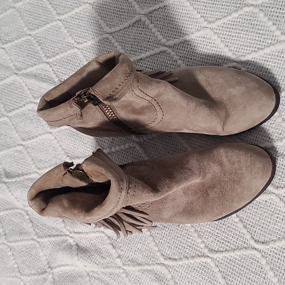 Sam Edelman - Picture 2 of 8